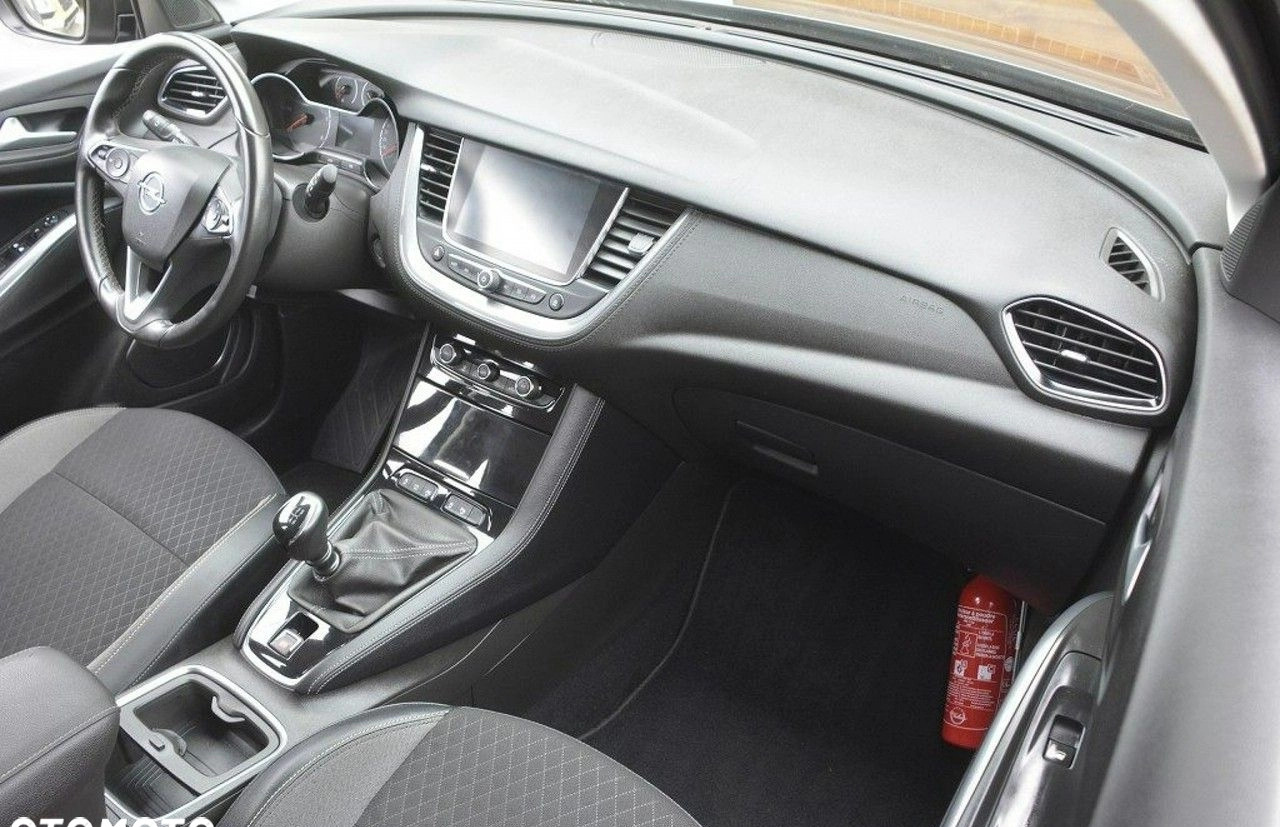 Opel Grandland X cena 78300 przebieg: 43278, rok produkcji 2017 z Krapkowice małe 436